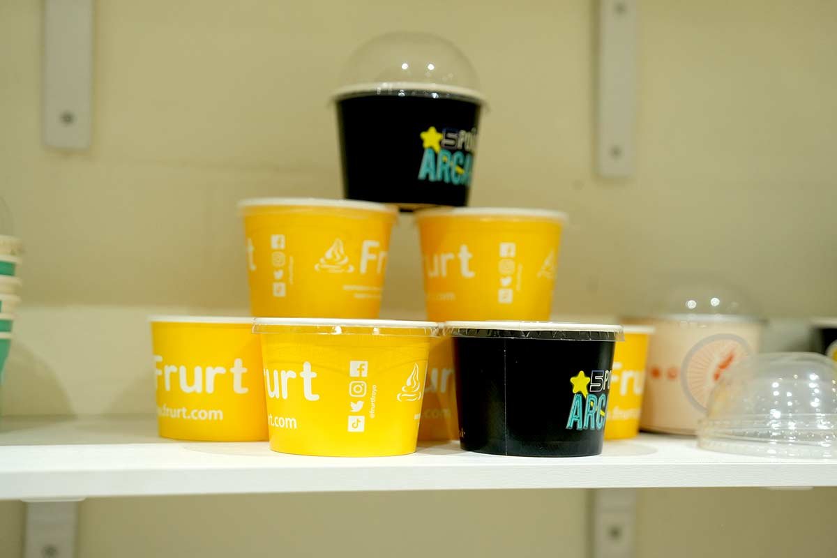 yellow black ice cream tubs with dome lids