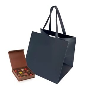 Custom black chocolate gift bag with ribbon handles and matching rigid box - XINNENG